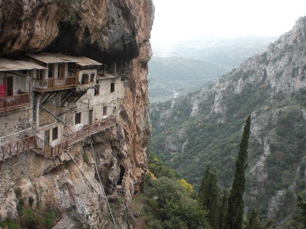 Guesthouse Kazakou Димицана Экстерьер фото